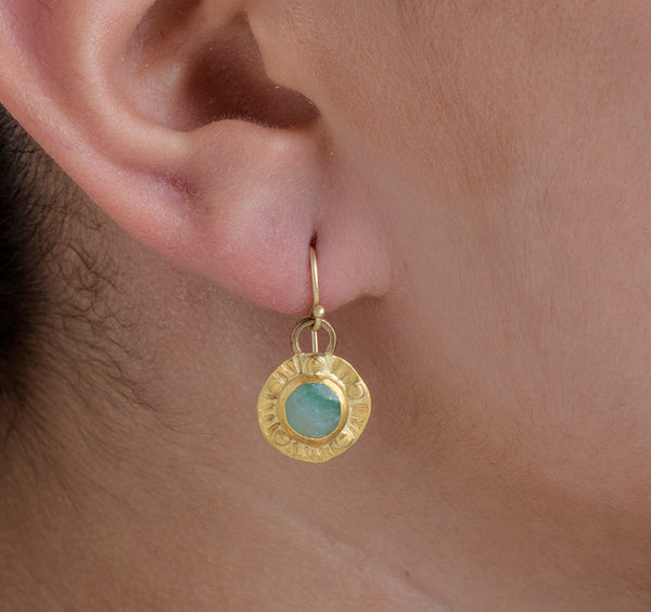 Nava Zahavi Yellow Gold Emerald hand-hammered Earrings
