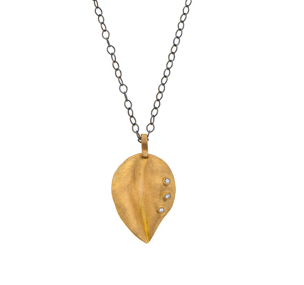 Nava Zahavi Yellow Gold and Diamond Leaf Necklace