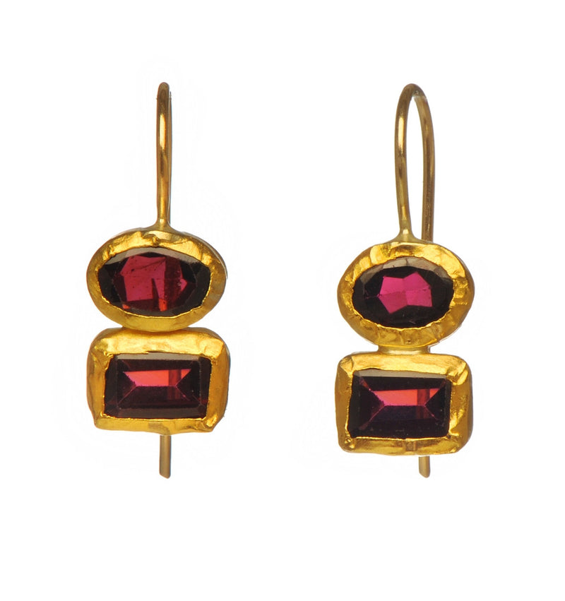 Small Double stone Earrings of Garnet, all wrapped with 24K Gold Hang 20mm Width 10mm